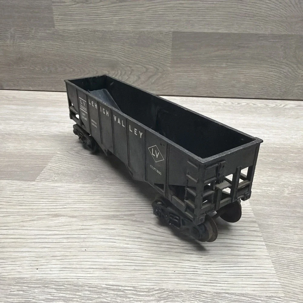 Lionel Vintage Original early postwar 2456 Lehigh Valley‎ Hopper Car